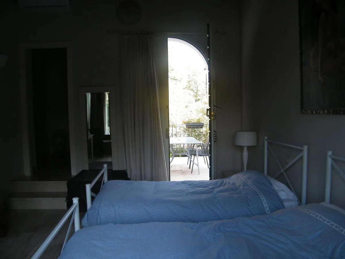 Villa Franca In Franciacorta Passirano Bed & Breakfast