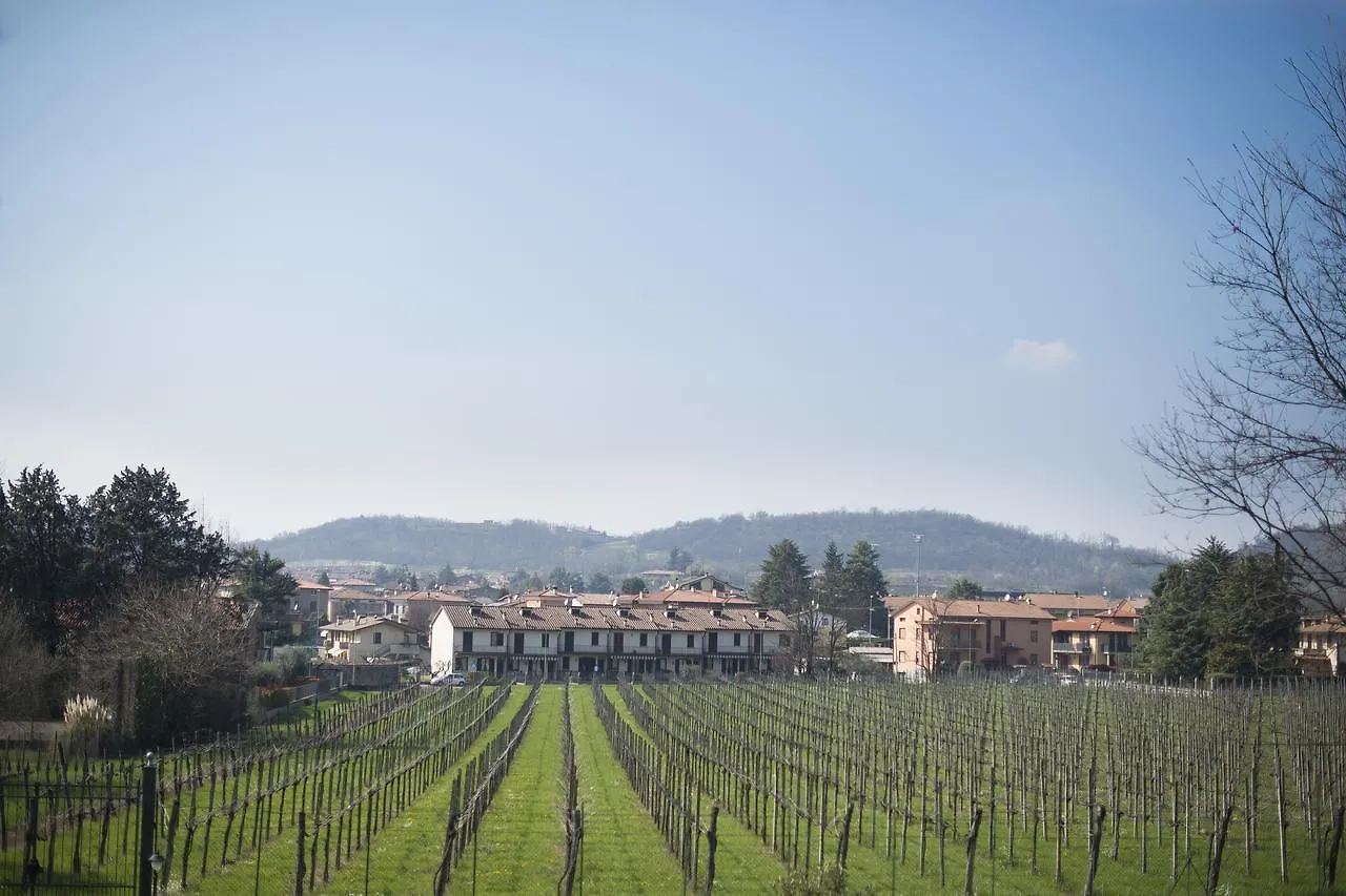 Villa Franca In Franciacorta Passirano 3*,