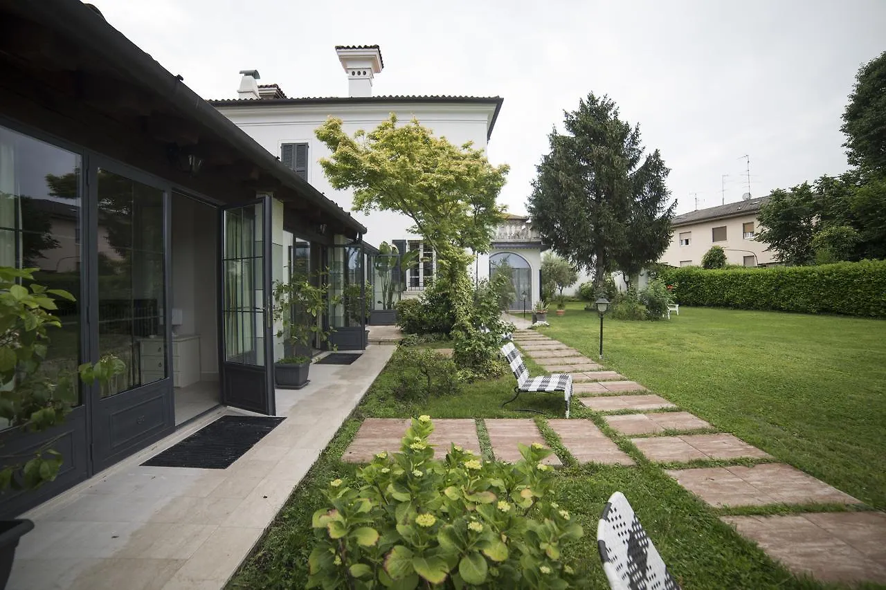 Bed & Breakfast Villa Franca In Franciacorta Passirano